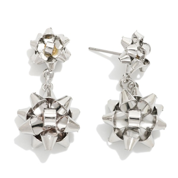 Linked Metal Tone Christmas Bows Post Drop Earrings 

- Approximately 1" L