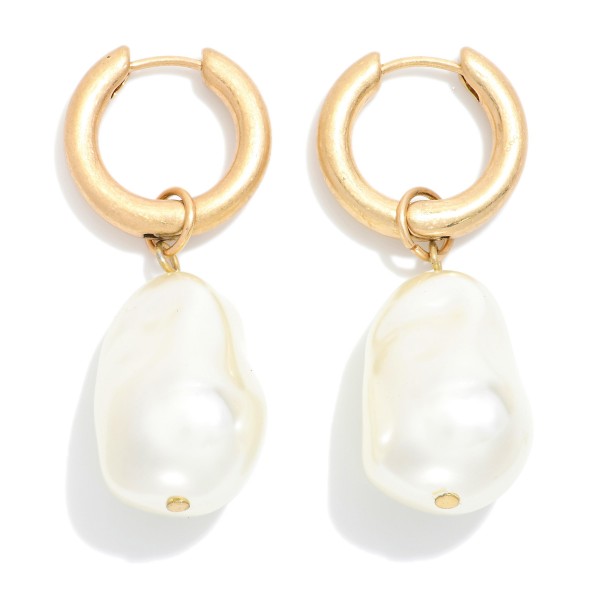 Gold Tone Linked Huggie Hoop And pearl Drop Earring 