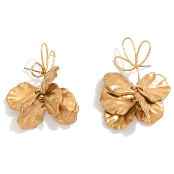 Twisted Metal Flower Shaped Post Drop Earring Linked With Pearl Flower Petals Dangle Detail 

- Approximately 2" L 