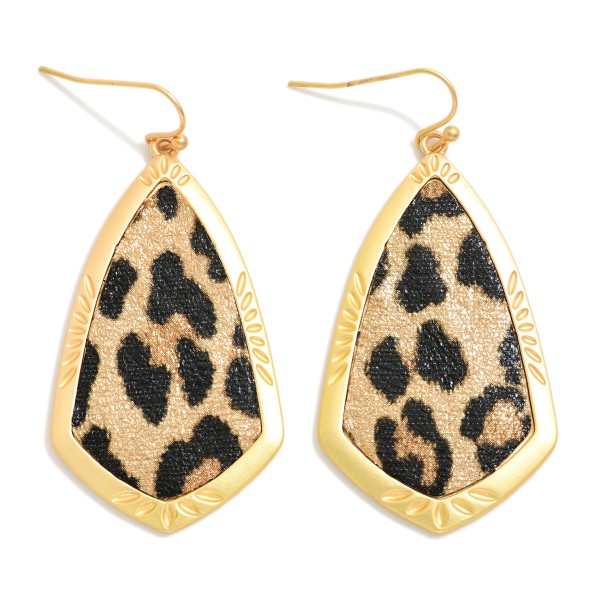 Vegan Leather Gold Tone Geometric Shaped Drop Earring 

- Approximately 2" 