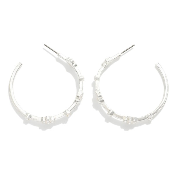 Metal Tone Hoop Earrings Featuring Pearl Cluster Detail 
- Approximately 1.75" D