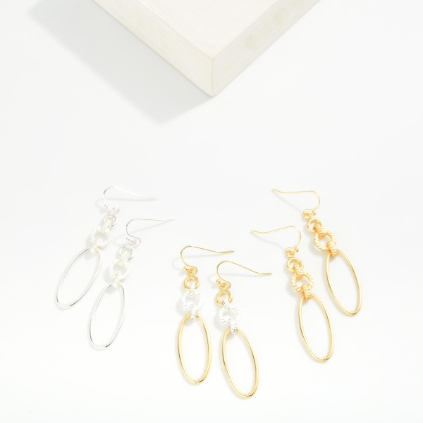 Chain Linked Metal Tone Geometric Shape Drop Earrings With Ribbed Detail 

- Approximately 2" L