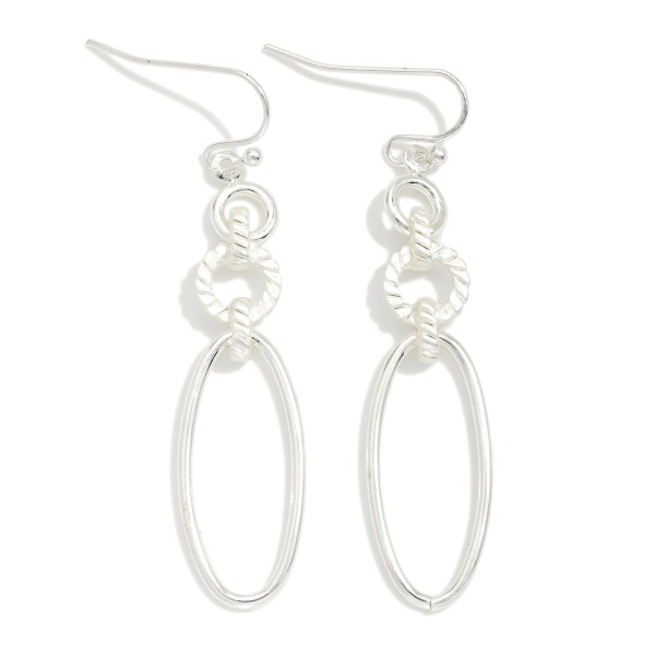 Chain Linked Metal Tone Geometric Shape Drop Earrings With Ribbed Detail 

- Approximately 2" L