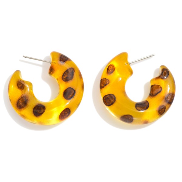 Resin Leopard Hoop Drop Earring 

- Approximately 1.5" D 