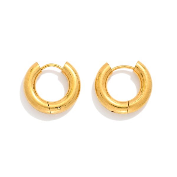 Wholesale chunky Metal Huggie Hoop Earrings D Hypoallergenic Water Resistant