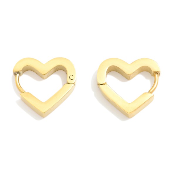 Metal Tone Heart Huggie Hinged Hoop Earring

- Stainless Steel
- Water Resistant
- Approximately .25" D