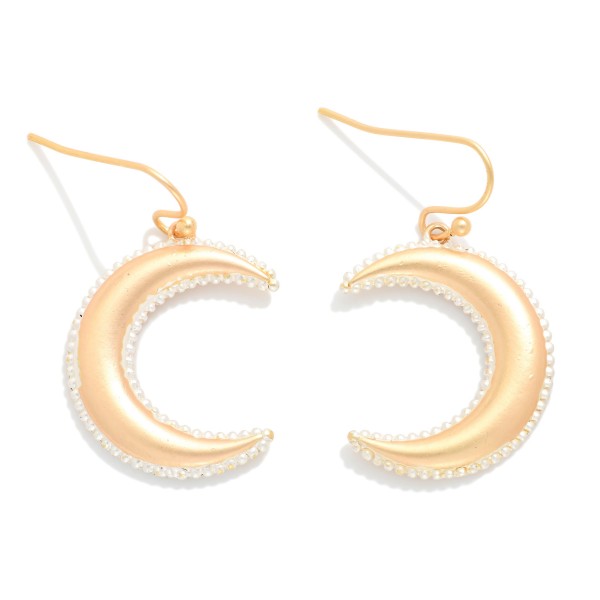 Metal Tone Crescent Moon Drop Earring 

- Approximately 1.05" L 