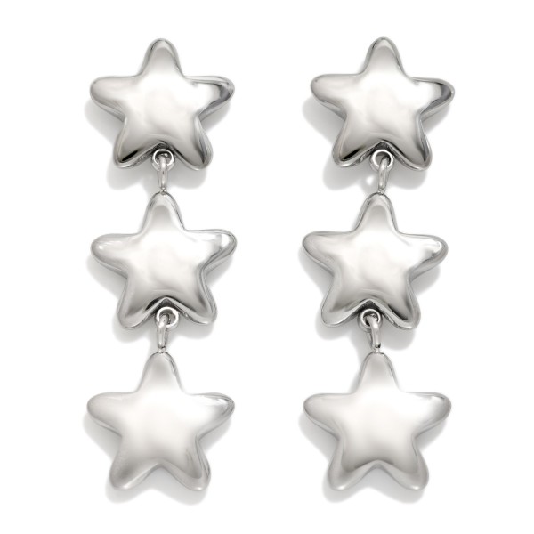 Linked Metal Tone Stars Drop Earrings

- Stainless Steel
- Water Resistant
- Approximately 1.5" L