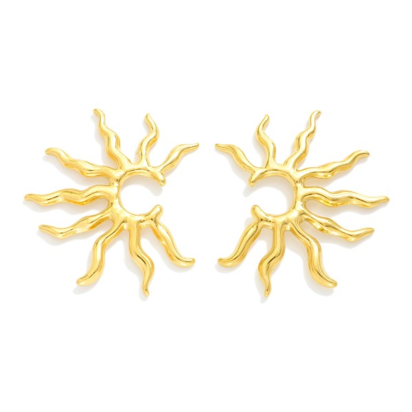 Metal Tone Sun Post Drop Earrings

- Stainless Steel
- Water Resistant
- Approximately 1.25" D