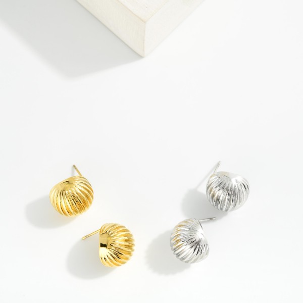 Ribbed Metal Tone Dome Stud Earrings 

- Stainless Steel 
- Approximately .5" L