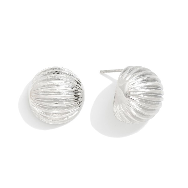 Ribbed Metal Tone Dome Stud Earrings 

- Stainless Steel 
- Approximately .5" L