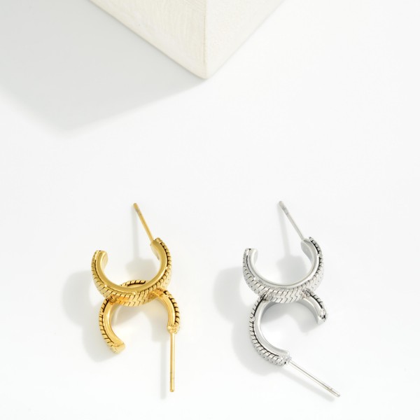 Herringbone Chain Link Hoop Earrings 

- Stainless Steel
- Approximately .5" D