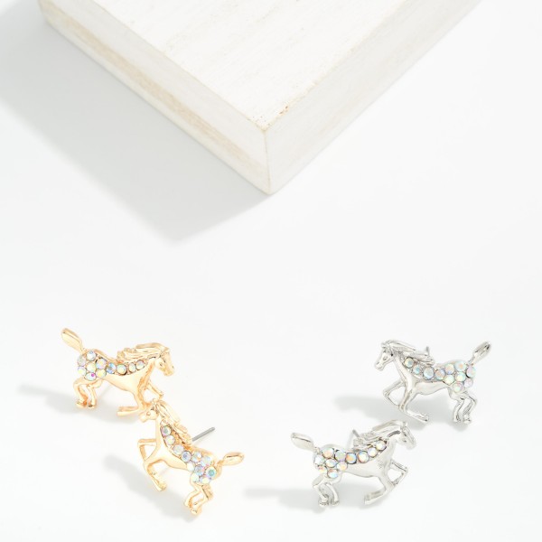 Metal Tone Horse & Rhinestone Post Drop Earrings 

- Approximately .75" L

