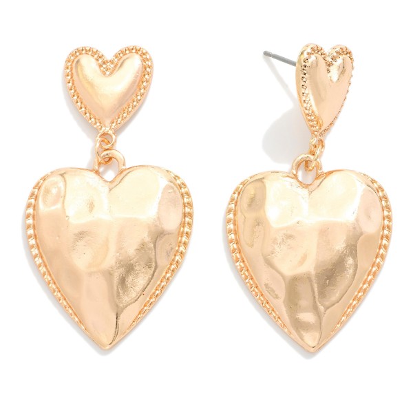 Metal Tone Chain Link Hammered Heart Drop Earrings Featuring Ribb Border Detail 

- Approximately 2" L  