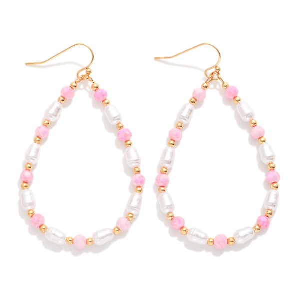 Faceted Beaded Teardrop Earrings Featuring Gold Tones & Pearls 

- Approximately 2.5" L 