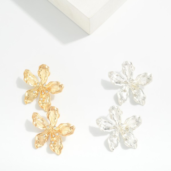Textured Metal Flower Post Drop Earrings 

- Approximately 1.5" L