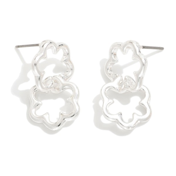 Linked Metal Tone Flowers Post Drop Earrings 

- Approximately .75" L