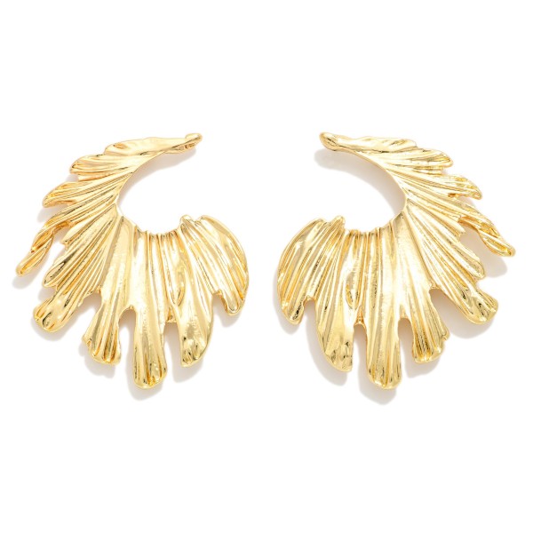 Metal Tone Curved Fan Shaped Post Drop Earring 

- Approximately 1.5" L 