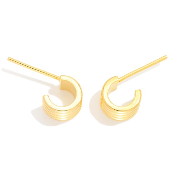 Ribbed Metal Tone Cuff Hoop Earrings 

- Gold Filled 
- Approximately .25" D