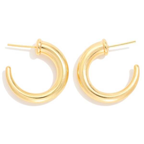Tapered Metal Hoop Earrings 

- Gold Filled 
- Approximately 1" D
