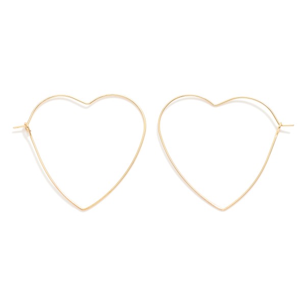 Metal Tone Wire Heart Hoop Earrings 

- Approximately 1.5" D