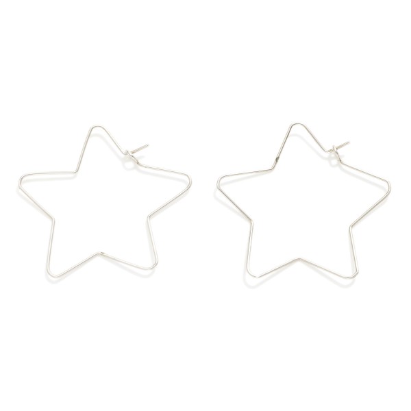 Metal Tone Wire Star Hoop Earrings 

- Approximately 1.25" D