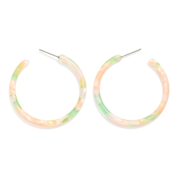 Marbled Acetate Hoop Earrings 

- Approximately 1.5" D