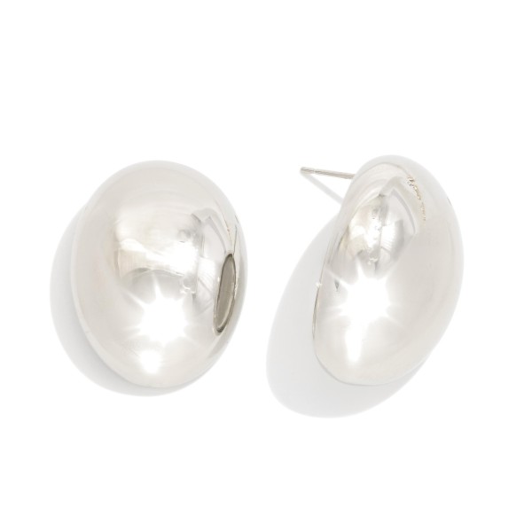 Metal Tone Oval Come Post Drop Earrings 

- Gold Dipped
- Approximately 1" L
