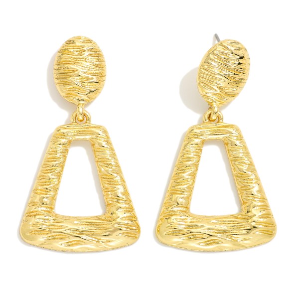 Textured Metal Tone Chain Link Post Drop Earring 

- Approximately 2" L 