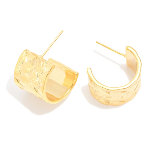 Metal Tone Woven Textured Hoop Drop Earrings 

- Approximately .5" L 
- 14K Gold Dipped
- Brass Base 
- Hypoallergenic