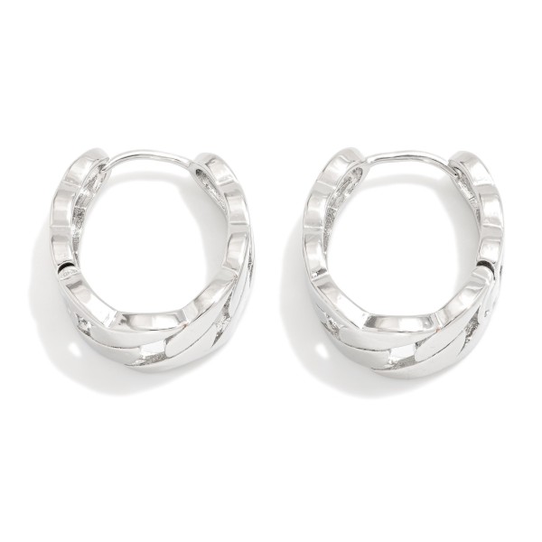 Metal Tone Chain Link Oval Huggie Hoop Drop Earrings 

- Approximately 1." D 
- Gold Dipped
- Brass Base 
- Hypoallergenic