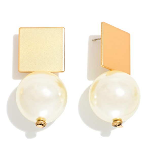 Metal Tone Marbled Acetate Bead & Squared Metal Tone Post Drop Earring  

- Approximately 1.5" L 
