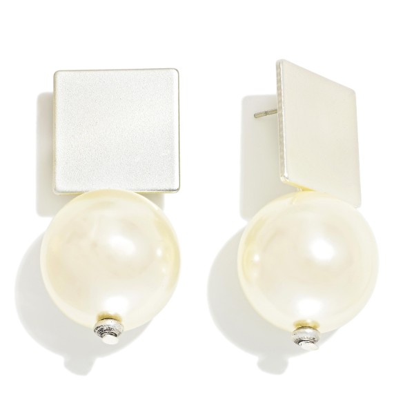 Metal Tone Marbled Acetate Bead & Squared Metal Tone Post Drop Earring  

- Approximately 1.5" L 
