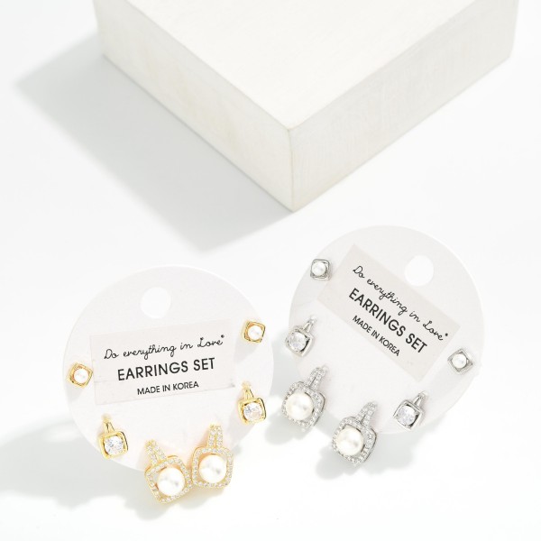 Do Everything In Love Pearl & Rhinestone Stud Earrings 

- Approximately .25" L 