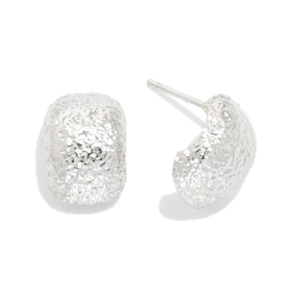 Textured Metal Tone Half Circle Stud Earring 

- Approximately .5" L 
- Gold Dipped 