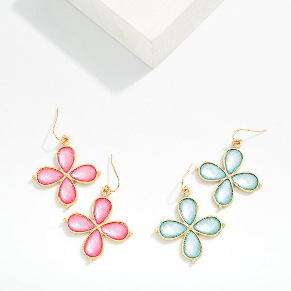 Acetate Flower Drop Earrings 

- Approximately 2" L