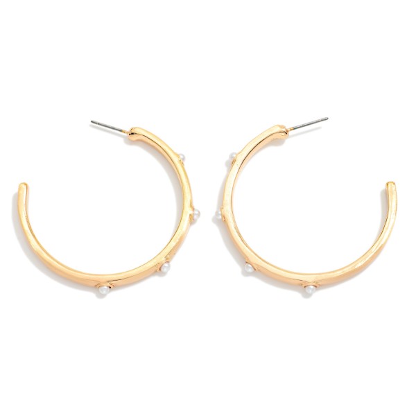 Pearl Studded Metal Tone Hoop Earrings 

- Approximately 1.5" D
