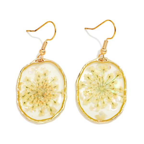 Oval Resin Flower Drop Earrings 

- Approximately 1.75" L
