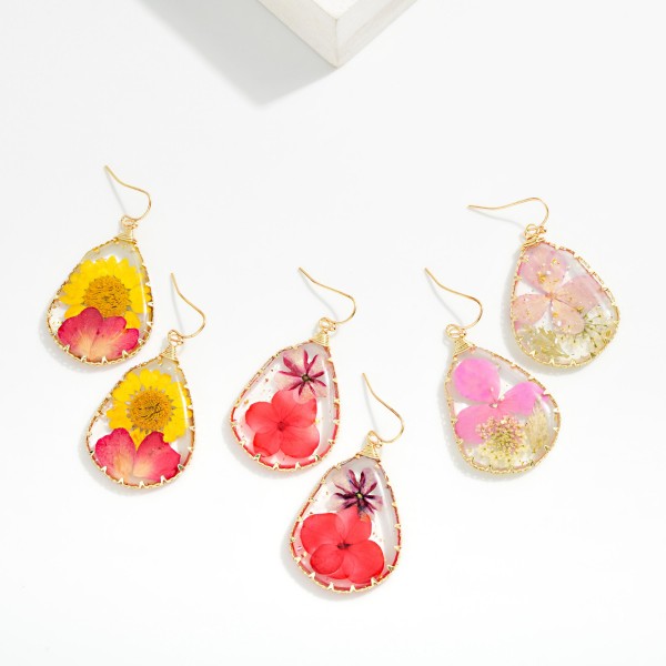 Teardrop Resin Flower Drop Earrings 

- Approximately 1.75" L