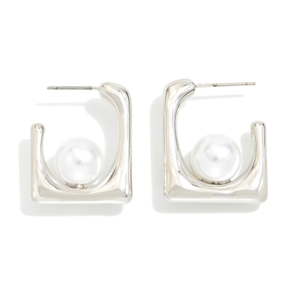 Metal Tone Tapered Square & Pearl Hoop Earrings 

- Approximately 1" L