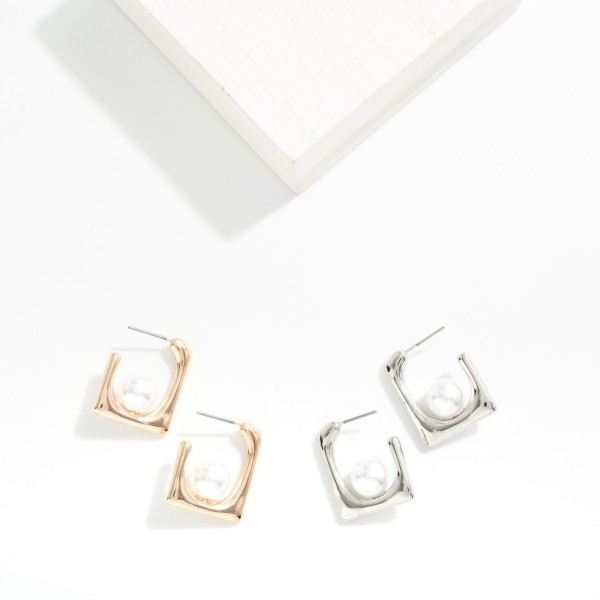 Metal Tone Tapered Square & Pearl Hoop Earrings 

- Approximately 1" L