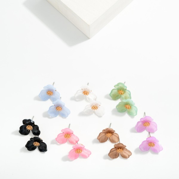 Acetate Flower Stud Earrings 

- Approximately 1" L