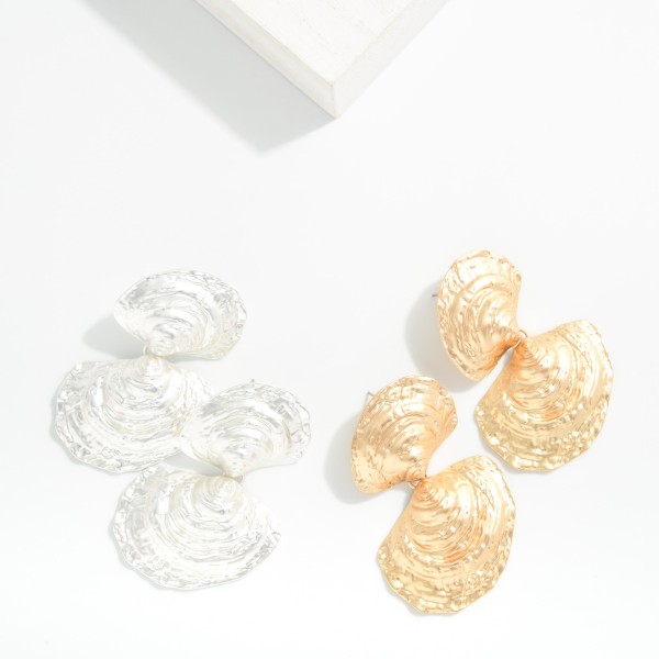 Linked Textured Metal Oyster Shell Post Drop Earrings 

- Approximately 2.5" L