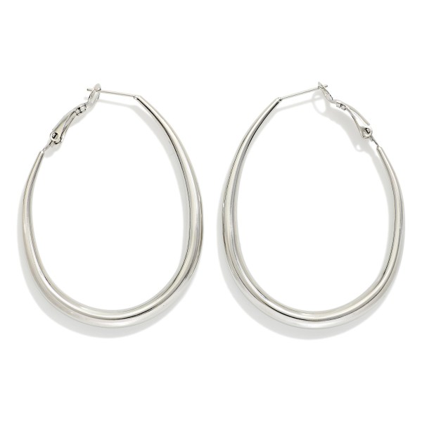 Tapered Oval Hoop Earrings 

- Stainless Steel
- Approximately 2" L