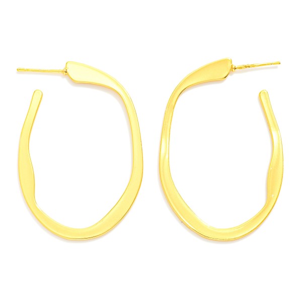 Wavy Metal Tone Flat Oval Hoop Earrings 

- Gold Dipped
- Approximately 1.75" L