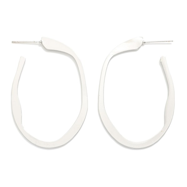Wavy Metal Tone Flat Oval Hoop Earrings 

- Gold Dipped
- Approximately 1.75" L