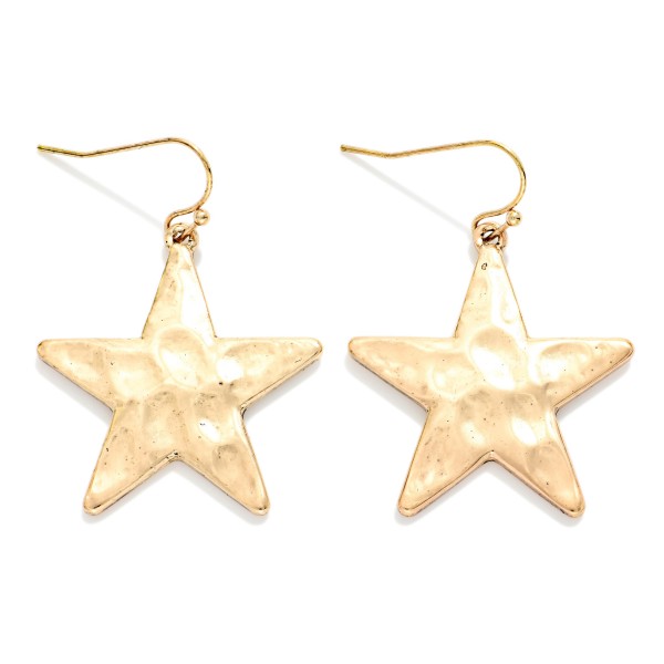 Metal Tone Hammered Star Drop Earring 

- Approximately 1.5" L 