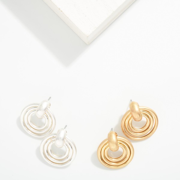 Metal Post Drop Door Knocker Earrings 

- Approximately 1" L 