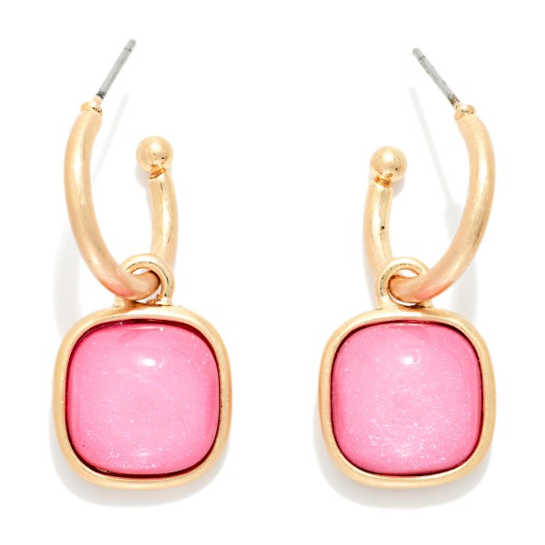 Linked Metal Tone Hoop Earring With Square Glitter Acetate Drop Detail

- Approximately 1.05" L  