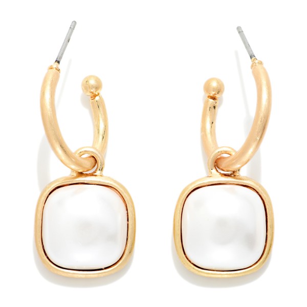 Linked Metal Tone Hoop Earring With Square Glitter Acetate Drop Detail

- Approximately 1.05" L  